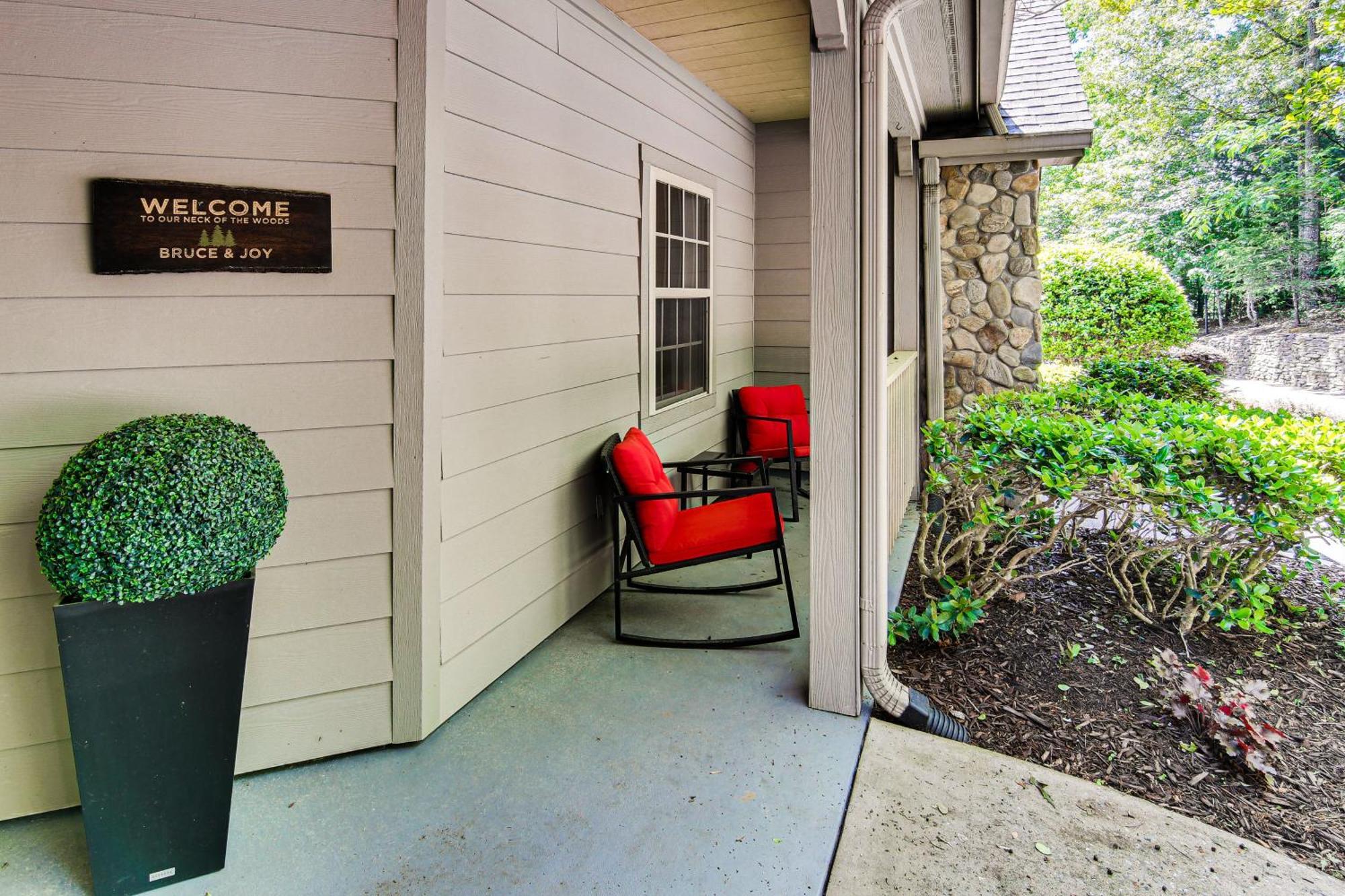 Lake Lure Condo With Resort Pool And Beach Access! Kültér fotó