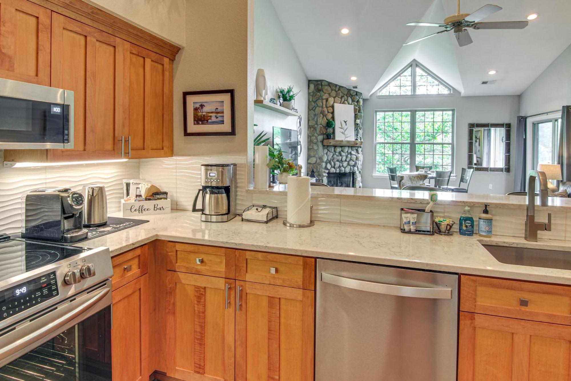 Lake Lure Condo With Resort Pool And Beach Access! Kültér fotó